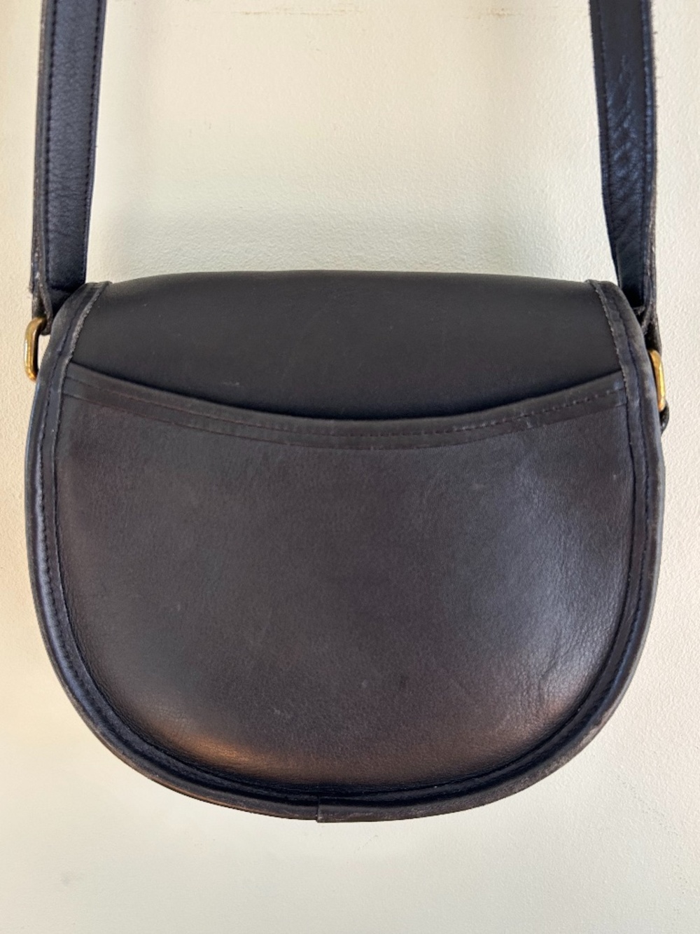 Vintage Black Leather Coach Bag - Picture 4 of 11